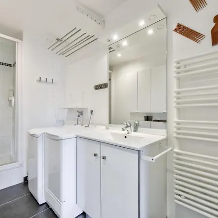 Stunning Parisian 1br Flat Near The Eiffel Tower Apartment *