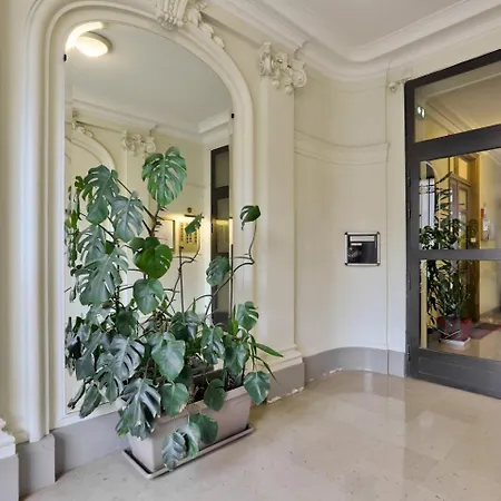 Apartment Stunning Parisian 1br Flat Near The Eiffel Tower